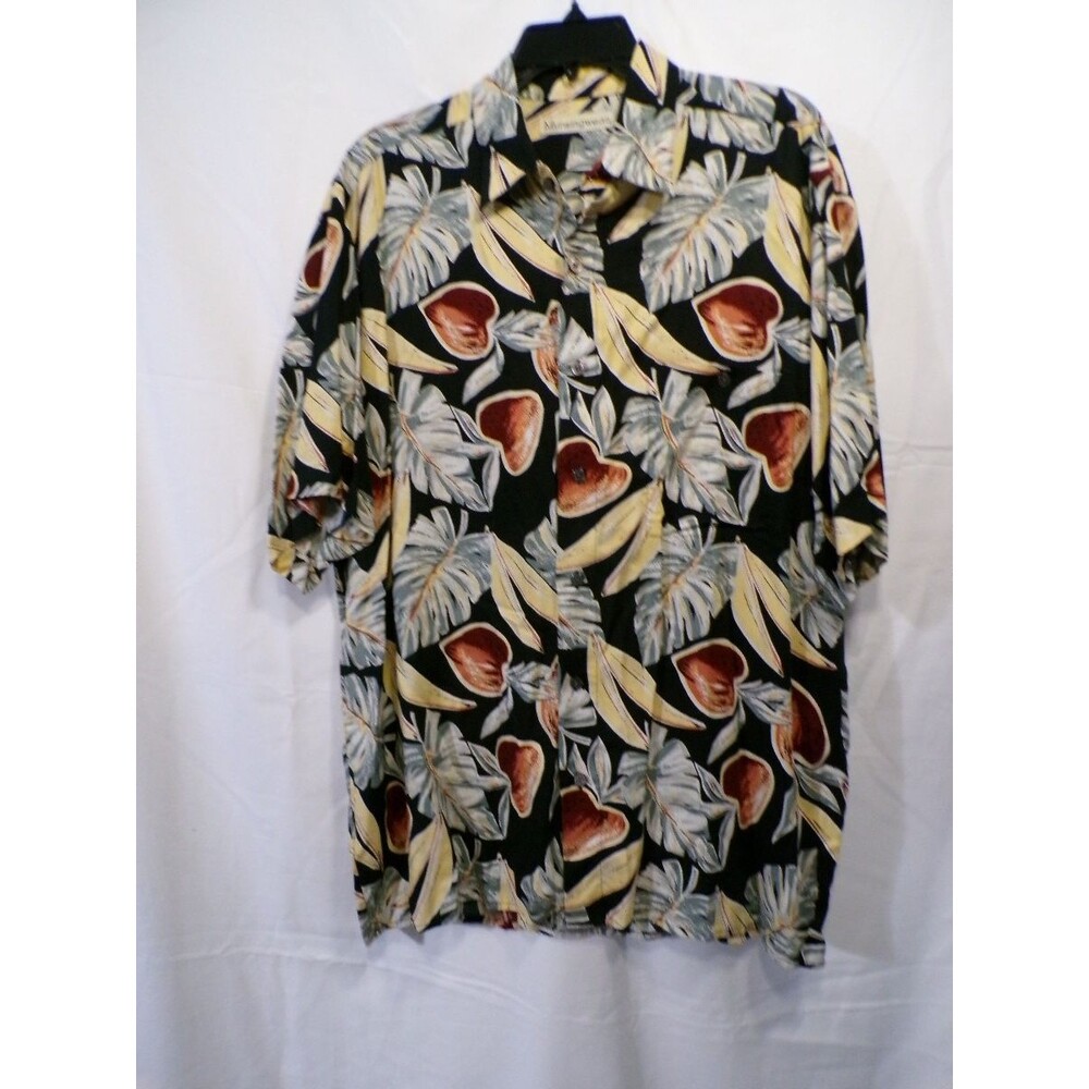 Munsingwear Men's L Hawaiian Rayon Short Sleeve Button Up Aloha Shirt Black
